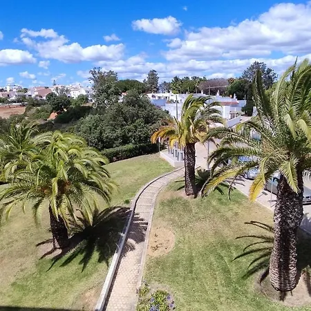 公寓 2a Palmeiras Com Piscina - Casas & Papeis