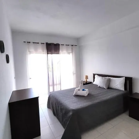 2a Palmeiras Com Piscina - Casas & Papeis